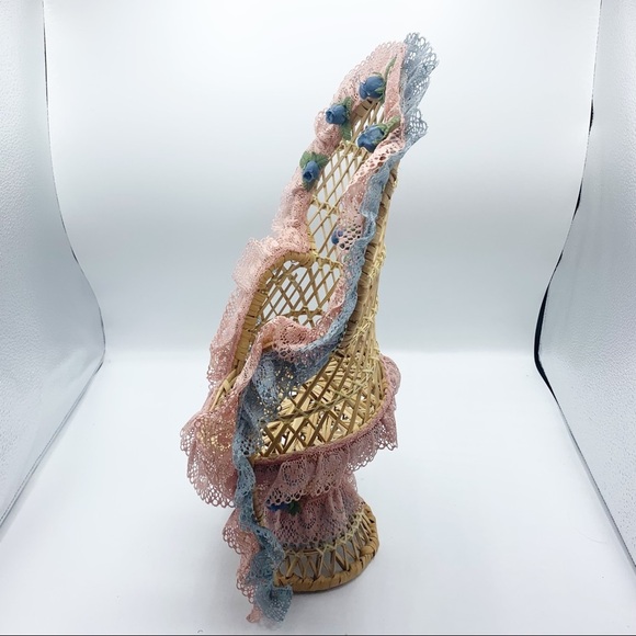 Peacock Chair Mini Vintage Decor - Picture 5 of 12